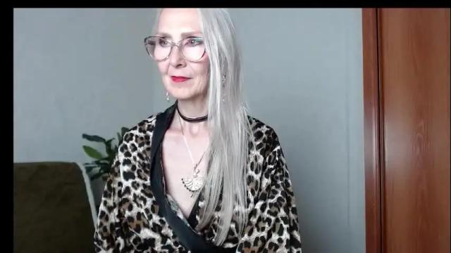 Image 10 of agatha_moore_ Stream on Chaturbate on 2 months ago
