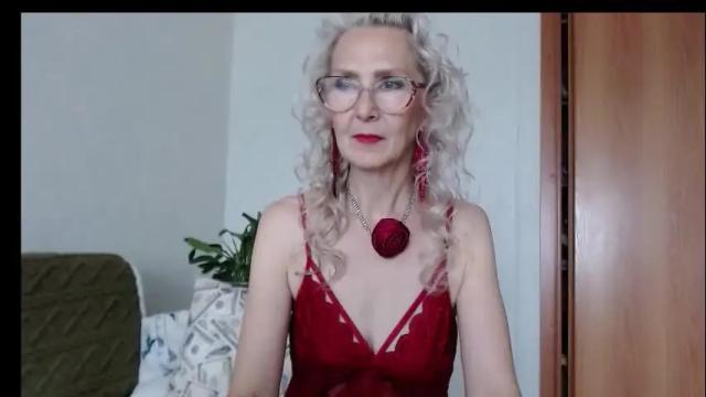 Image 2 of agatha_moore_ Stream on Chaturbate on 2 months ago