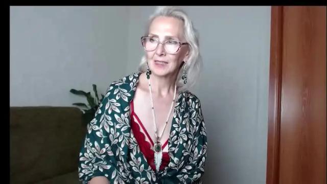 Image 3 of agatha_moore_ Stream on Chaturbate on 2 months ago