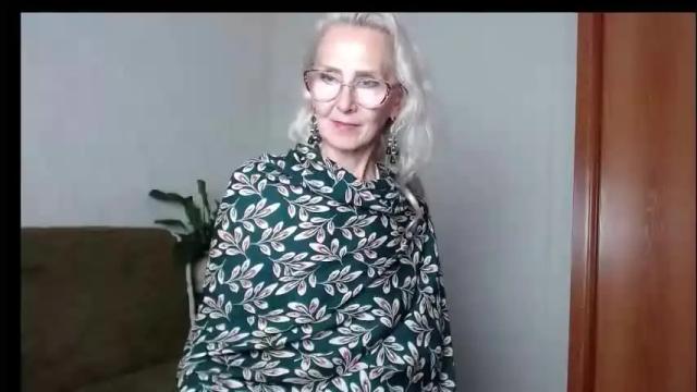 Image 6 of agatha_moore_ Stream on Chaturbate on 2 months ago