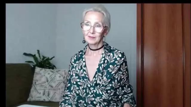 Image 2 of agatha_moore_ Stream on Chaturbate on 2 months ago