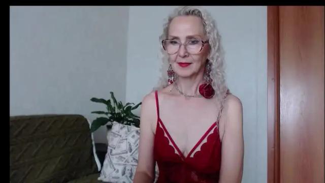 Image 2 of agatha_moore_ Stream on Chaturbate on 1 month ago
