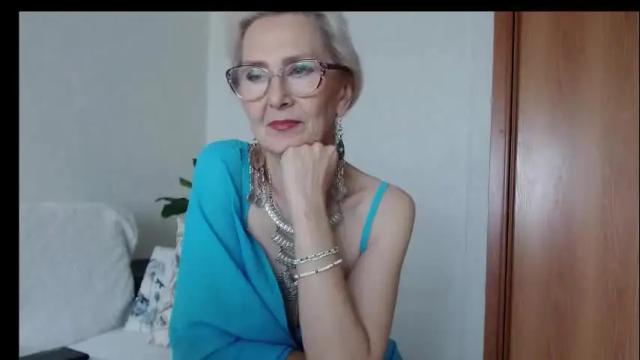 Image 6 of agatha_moore_ Stream on Chaturbate on 1 month ago