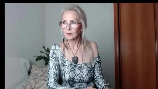 Image 11 of agatha_moore_ Stream on Chaturbate on 1 month ago