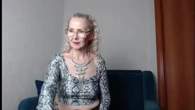 Image 4 of agatha_moore_ Stream on Chaturbate on 8 days ago