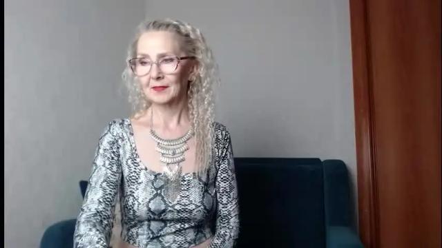 Image 6 of agatha_moore_ Stream on Chaturbate on 8 days ago