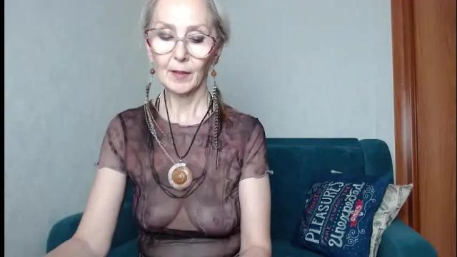 Image 12 of agatha_moore_ Stream on Chaturbate on 2 days ago