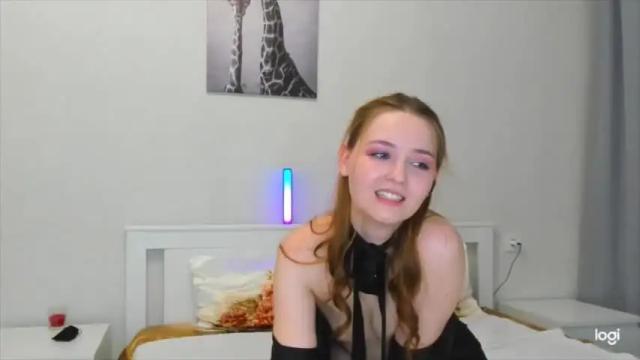 Image 3 of agatha_weiss Stream on Chaturbate on 13 months ago