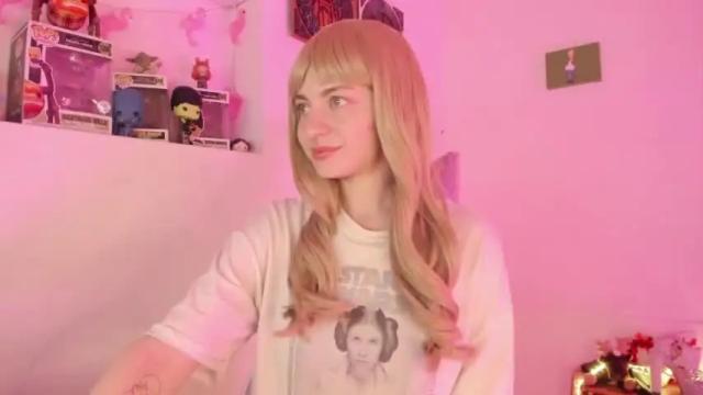 Image 3 of agathaa_ks_ Stream on Chaturbate on 13 months ago