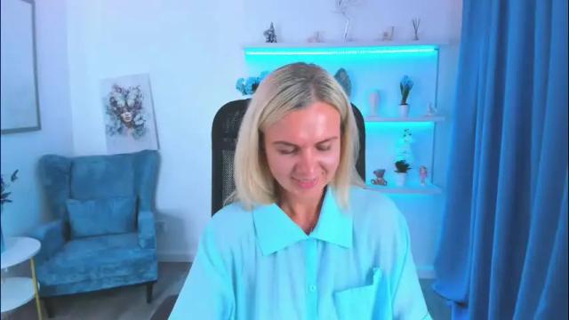 Image 8 of agathaklouin Stream on Chaturbate on 2 months ago