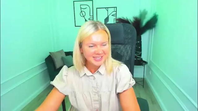 Image 10 of agathaklouin Stream on Chaturbate on 1 month ago