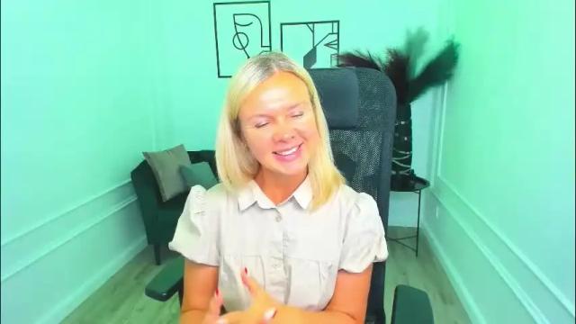 Image 6 of agathaklouin Stream on Chaturbate on 1 month ago