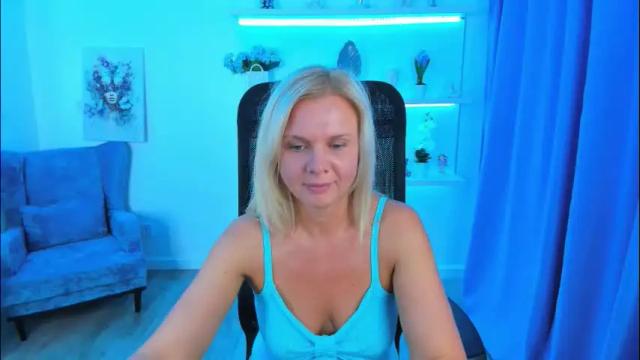 Image 4 of agathaklouin Stream on Chaturbate on 1 month ago