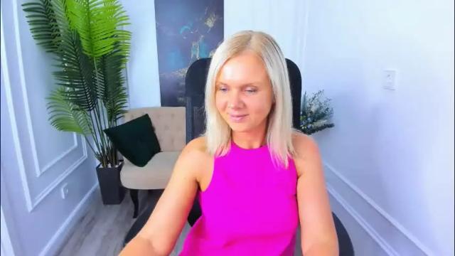 Image 7 of agathaklouin Stream on Chaturbate on 1 month ago