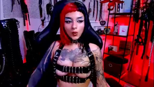 Image 8 of agathamoonn Stream on Chaturbate on 3 months ago