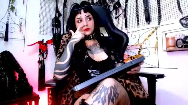 Image 2 of agathamoonn Stream on Chaturbate on 2 months ago