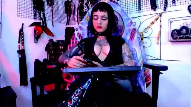 Image 8 of agathamoonn Stream on Chaturbate on 1 month ago