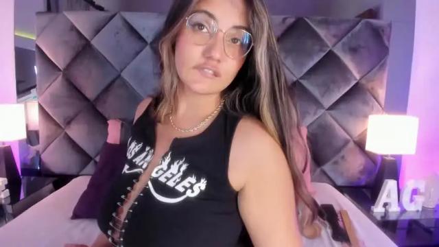 Image 3 of agathaowens Stream on Chaturbate on 12 months ago