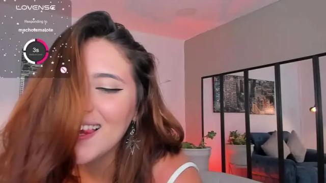 Image 2 of agatharossi1_ Stream on Chaturbate on 14 months ago