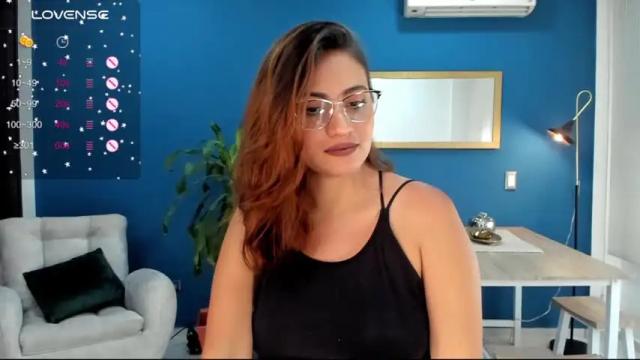 Image 2 of agatharossi1_ Stream on Chaturbate on 14 months ago
