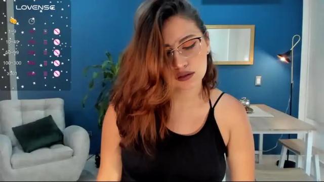 Image 7 of agatharossi1_ Stream on Chaturbate on 14 months ago