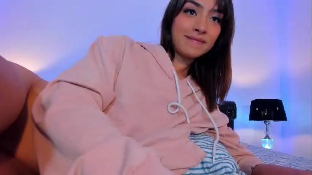 Image 10 of agathauwuart Stream on Chaturbate on 15 days ago
