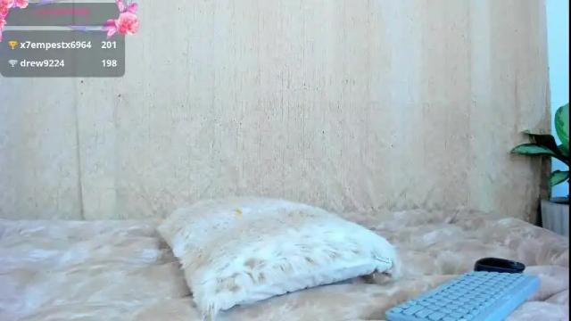 Image 12 of agathauwuart Stream on Chaturbate on 17 days ago