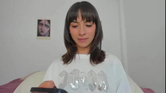 Image 6 of agathauwuart Stream on Chaturbate on 29 days ago