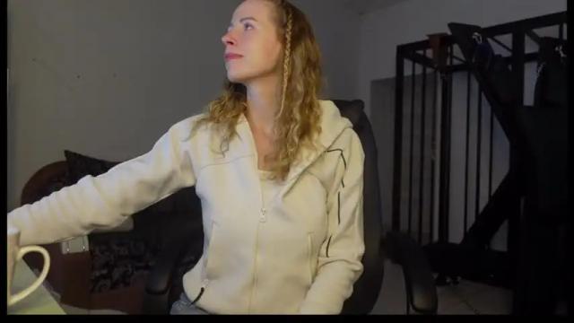 Image 4 of agelina_summer Stream on Chaturbate on 1 month ago
