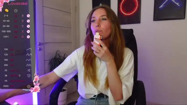 Image 4 of agelina_summer Stream on Chaturbate on 7 days ago