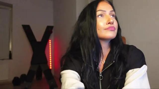 Image 2 of agelina_summer Stream on Chaturbate on 1 month ago