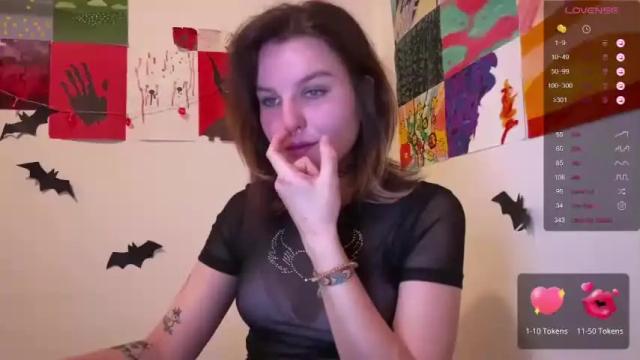 Image 3 of agena_crowley Stream on Chaturbate on 26 months ago