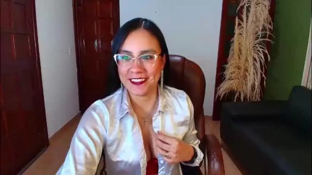 Image 8 of aghata_moon Stream on Chaturbate on 1 month ago