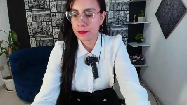 Image 10 of aghata_moon Stream on Chaturbate on 21 days ago