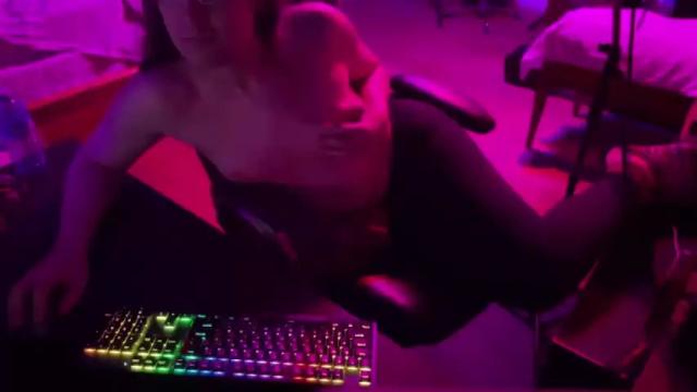 Thumbnail 1, agirlandhercat's Stream at Chaturbate, 17 months ago