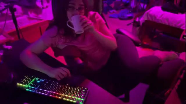 Thumbnail 1, agirlandhercat's Stream at Chaturbate, 17 months ago
