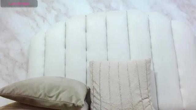 Image 2 of agnes_gil Stream on Chaturbate on 16 months ago