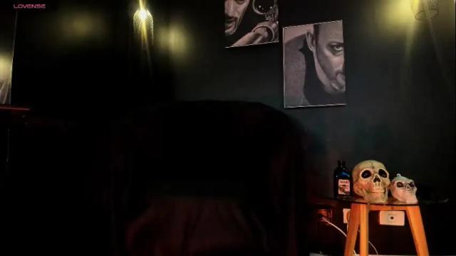Image 12 of agnes_jones Stream on Chaturbate on 14 days ago