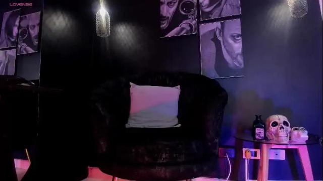 Image 6 of agnes_jones Stream on Chaturbate on 6 days ago