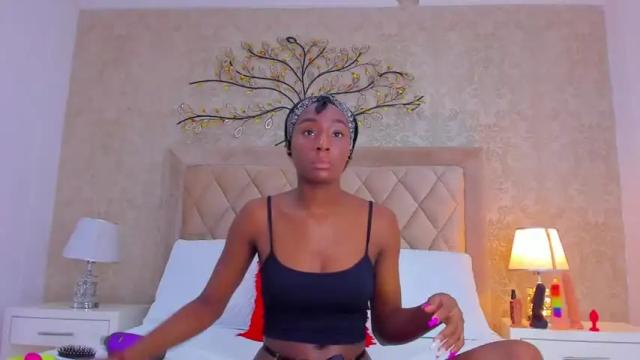 Image 7 of agnesbailey Stream on Chaturbate on 13 months ago