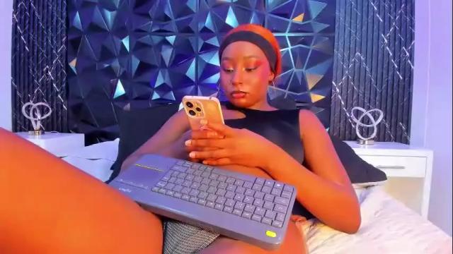 Image 11 of agnesbailey Stream on Chaturbate on 2 months ago