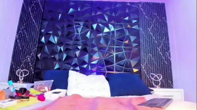 Image 3 of agnesbailey Stream on Chaturbate on 2 months ago