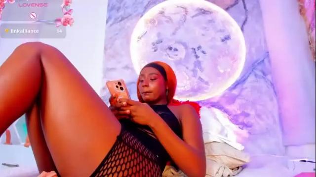 Image 3 of agnesbailey Stream on Chaturbate on 1 month ago