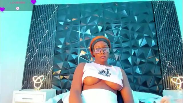 Image 12 of agnesbailey Stream on Chaturbate on 5 days ago