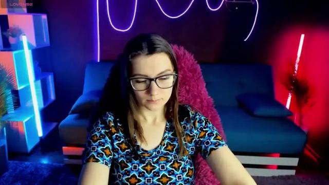 Image 11 of agnesvailet Stream on Chaturbate on 13 months ago