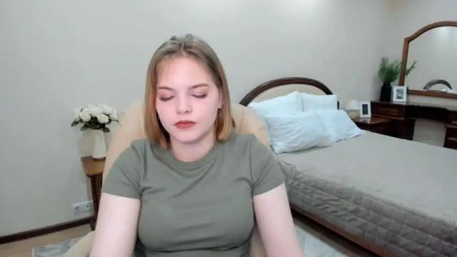 Image 8 of agnesvendi Stream on Chaturbate on 12 months ago