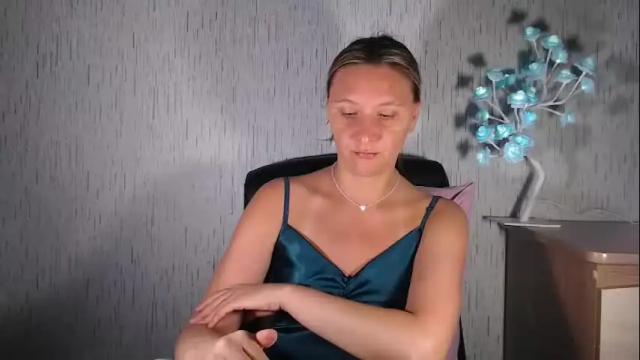 Image 2 of agnete_ Stream on Chaturbate on 3 months ago
