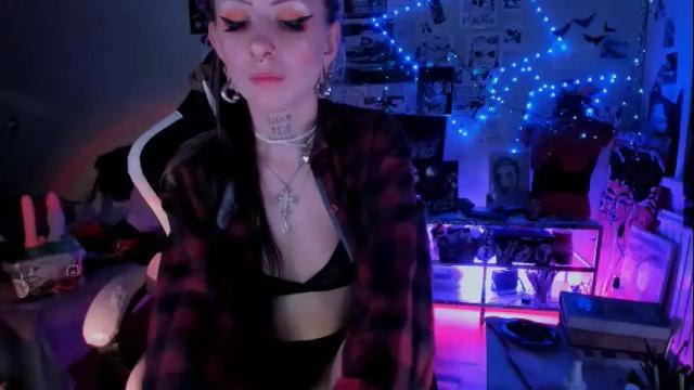 Image 8 of agonygirlxxx Stream on Chaturbate on 15 days ago