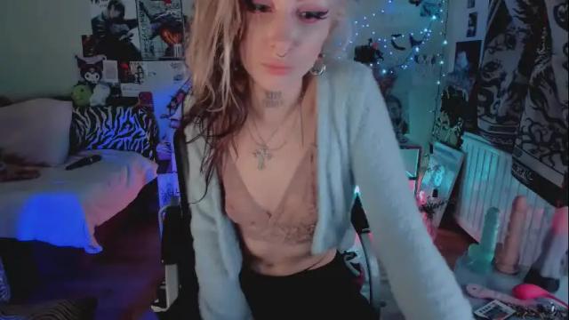 Thumbnail 3, agonygirlxxx's Stream at Chaturbate, 22 hours ago
