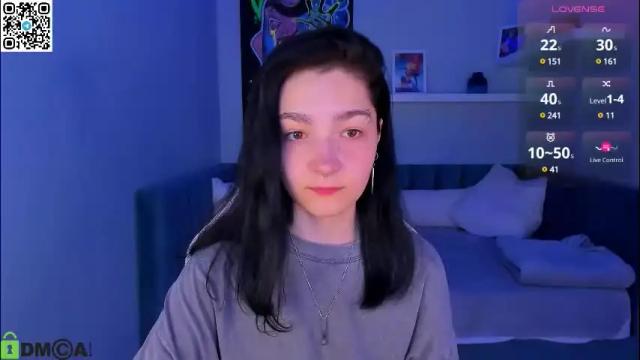 Image 3 of ahgel_love Stream on Chaturbate on 3 months ago